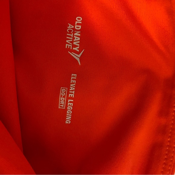 Old Navy Active Yoga Leggings - Picture 3 of 3